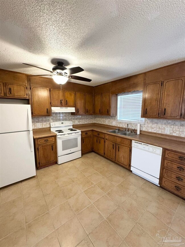 Photo - 4209 N Island Rd