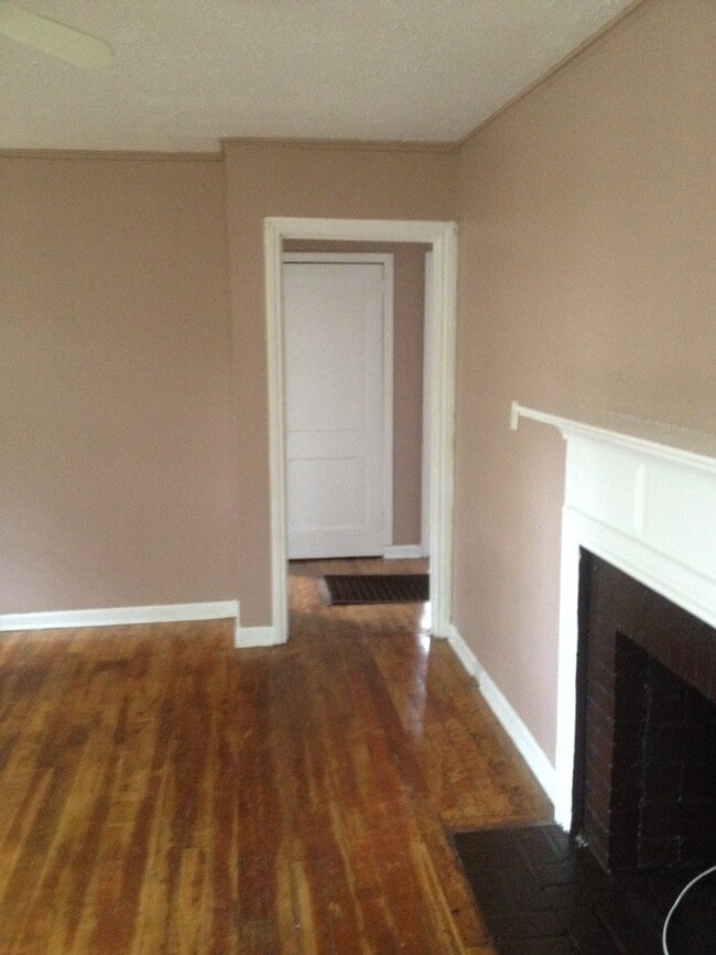 Photo - **AVAILABLE NOW**Near Ft. Benning/Columbus, GA 3 Bedroom / 1 Bathroom Home for Rent***