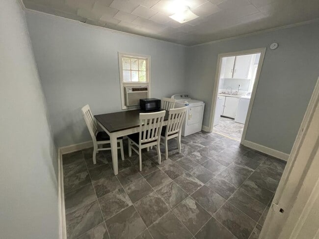 Photo - 707 S Pine St