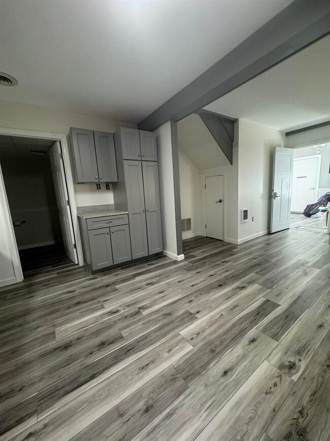 Photo - 154 Mountain Rd