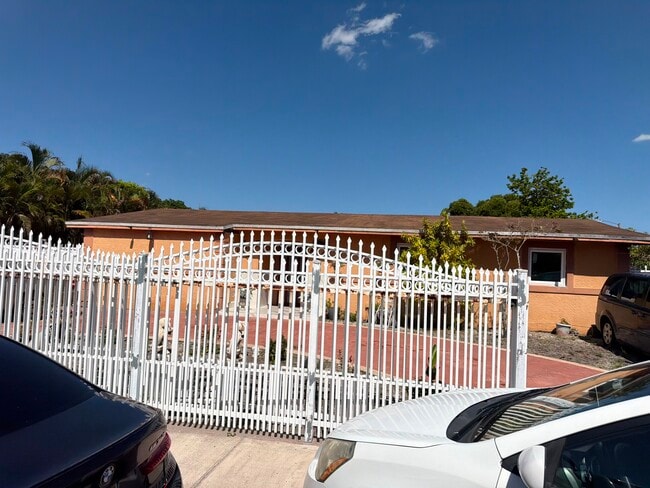 Photo - 19205 NW 47th Pl