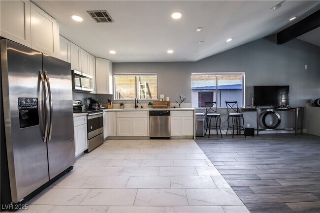 Photo - 5086 Cartaro Dr