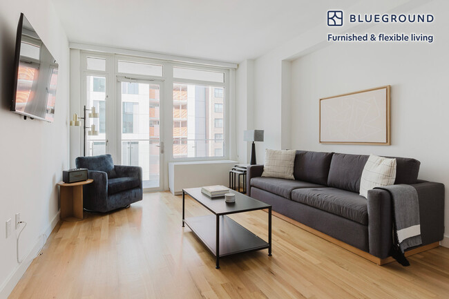 Building Photo - 501 E 74th St Rental