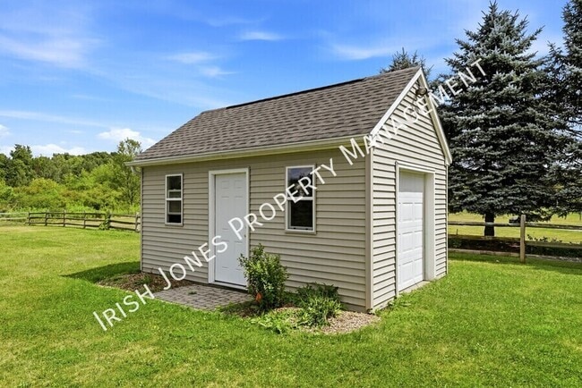 Photo - 109 Ashwood Ln