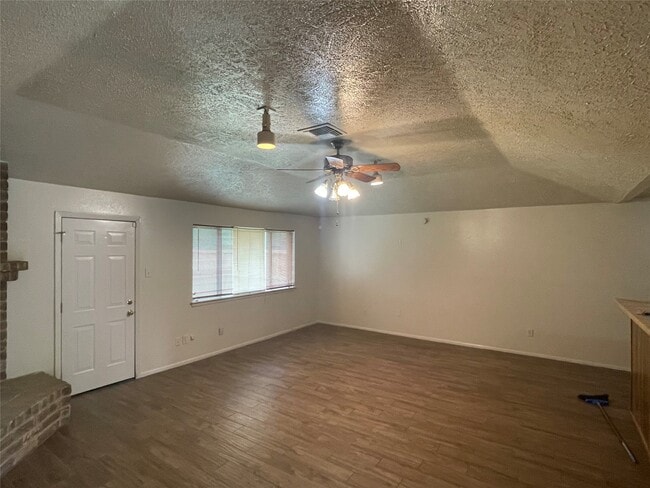 Photo - 1826 Grand Park Dr