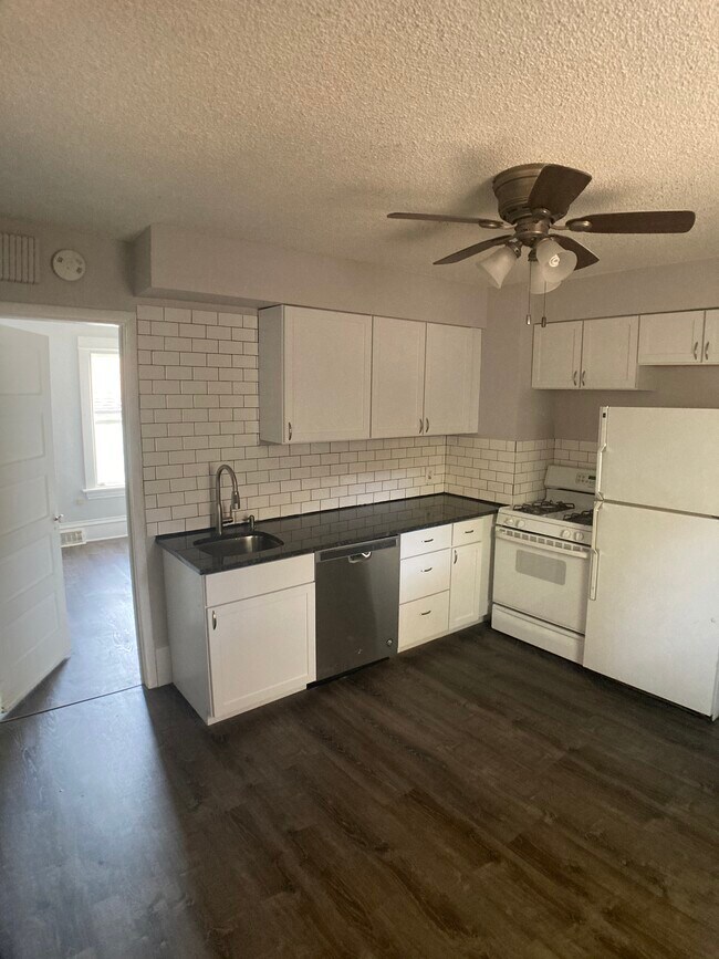 Photo - 412 24th Ave NE Unidad 1