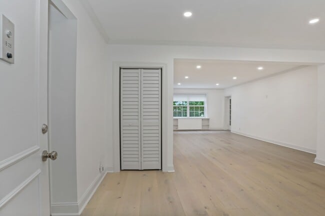 Photo - 20 Church St