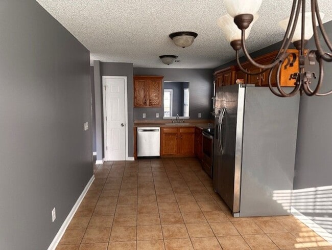 Photo - MOVE IN READY!