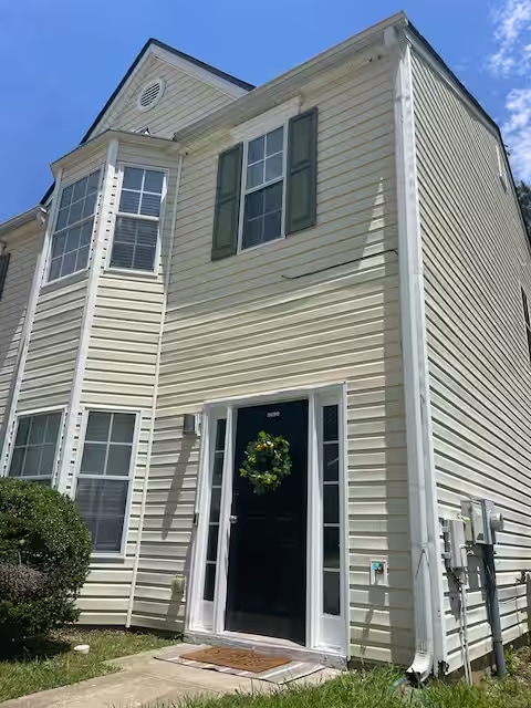 Photo - 5690 Hampton Ct