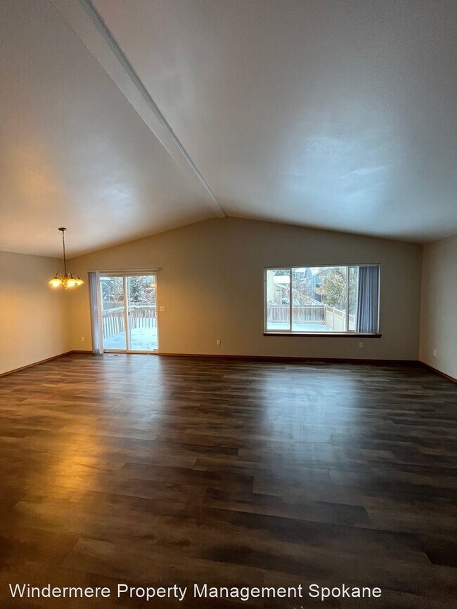 Photo - 3 br, 3 bath House - 4023 E 32nd