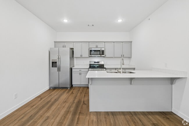 Kitchen with breakfast bar