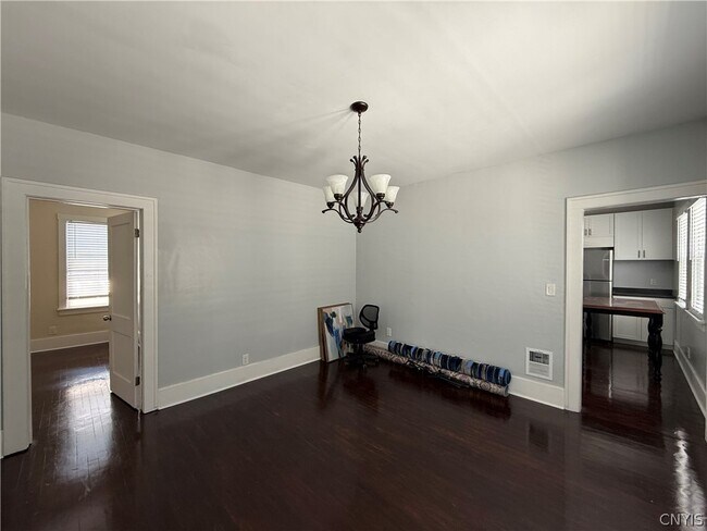 Photo - 1642 Taylor Ave