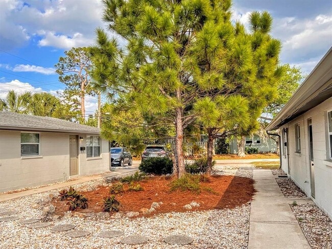Photo - 5850 Colonial Dr Rental