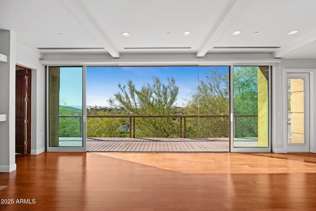 Photo - 4820 E Cottontail Run Rd