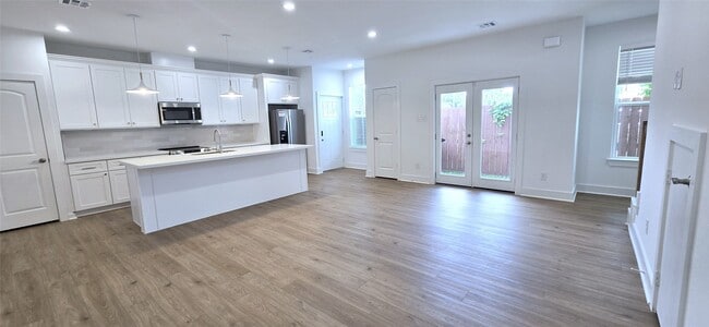 Building Photo - 1475 Ferguson Way
