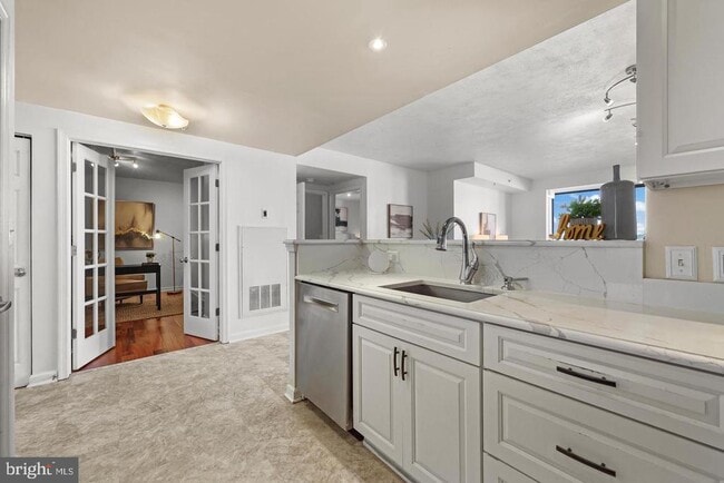 Photo - 2726 Gallows Rd Unit 1004