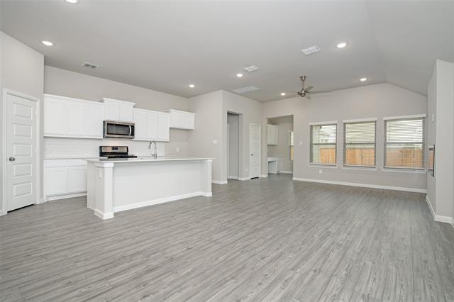 Photo - 5406 Big Thicket Ln