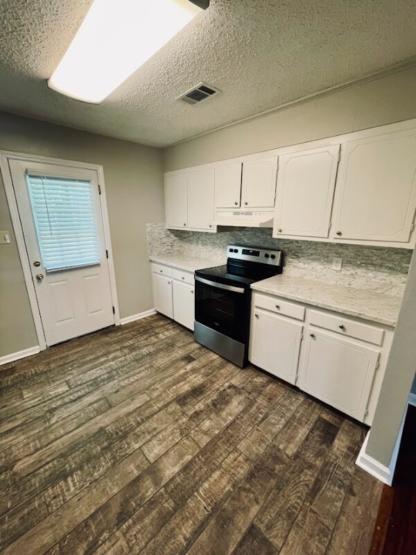 Photo - 28960 Highland Dr