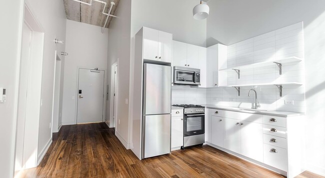 Photo - 154 W Erie St Unit 524