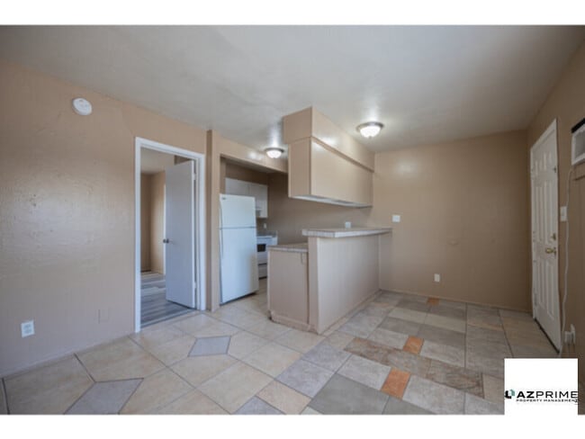 Photo - MOVE IN SPECIAL / FREE FIRST MONTH RENT! S...