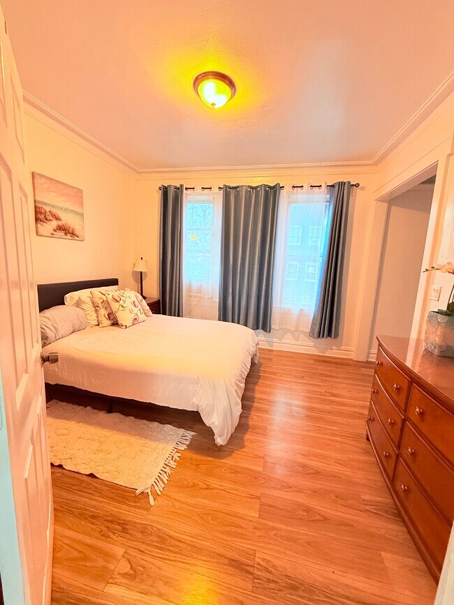 Photo - 52 Brookdale Ave Unit 2nd Floor