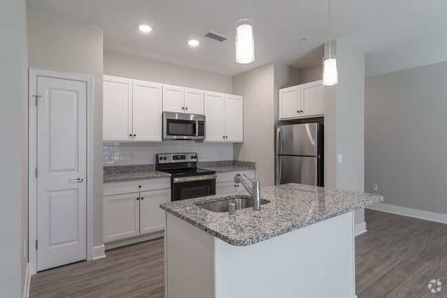 1HAB, 1BA - 953SF - Cocina - Windward on The River