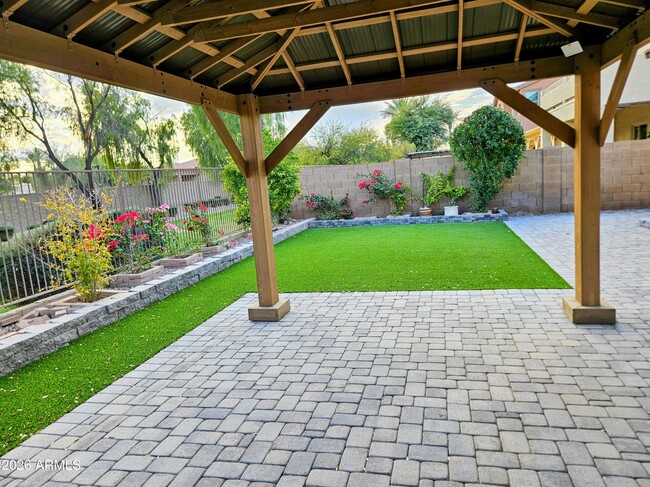 Photo - 1221 E Kramer Cir