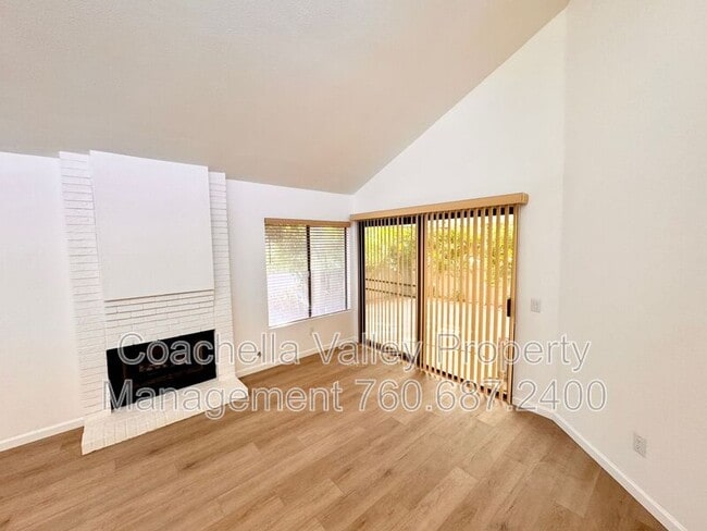 41595 Navarre Ct