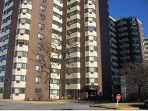 Building Photo - 7337 S South Shore Dr Unit 308