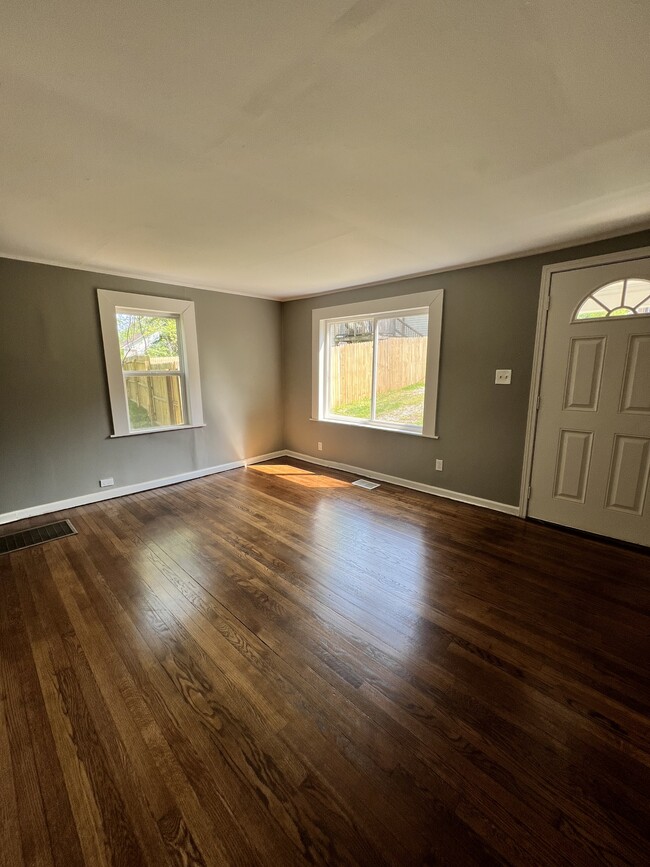 Photo - 2737 Harrison Pike