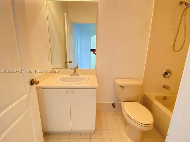 Photo - 1658 SE 28th Ct Unit 201