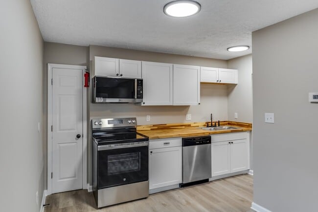 Photo - 2312 E 14th St Unit A