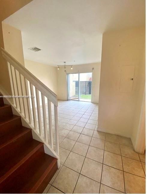 Photo - 2088 NE 167th St