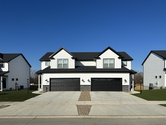 Photo - 616 Rapp Dr
