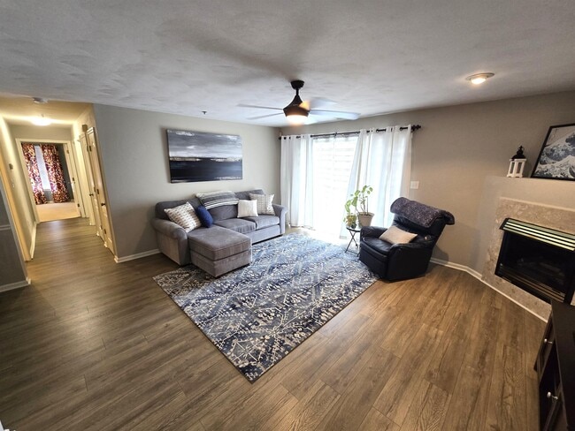 Photo - 2236 Lesner Crescent