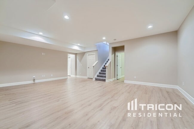 Photo - 26110 E Davies Dr