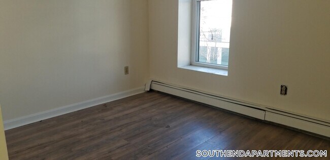 Photo - 92 Hammond St Unit 5