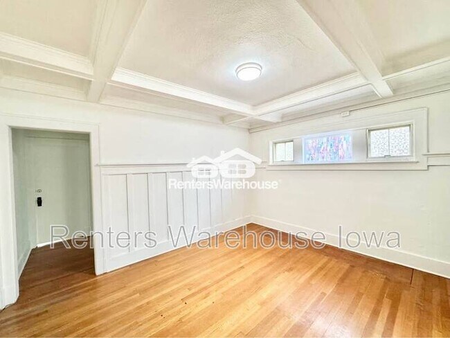 Photo - 3612 Ingersoll Ave Unit 4