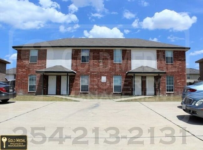 Building Photo - 4500 Sylvia Dr