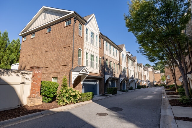 Photo - 260 Goodson Way NW