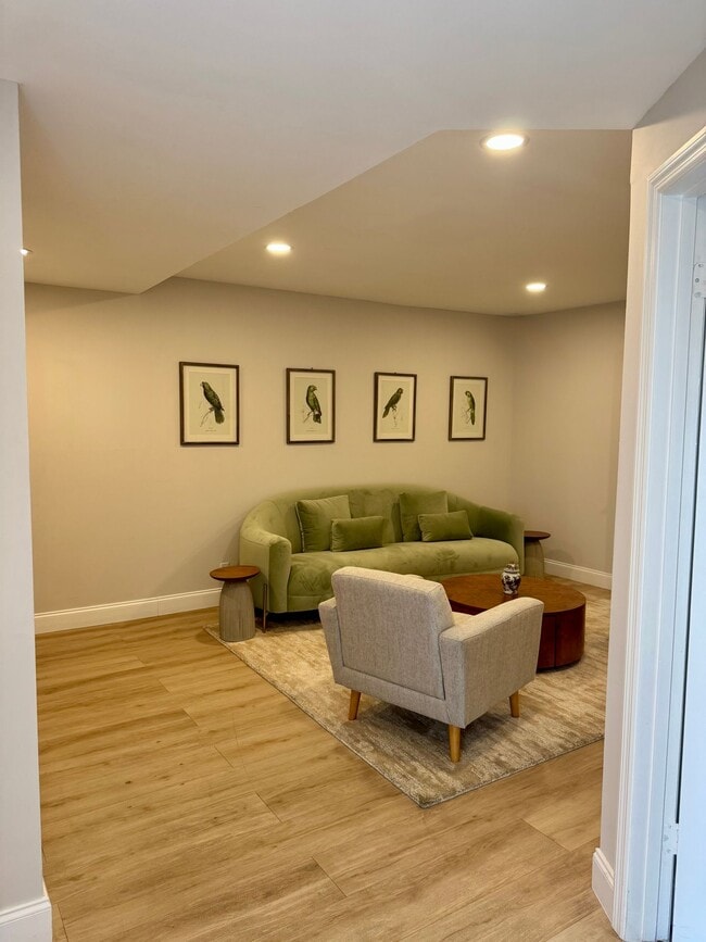 Brandon Palm Springs Apartment Homes