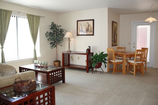 Photo - Welcome Home to Constitution Square