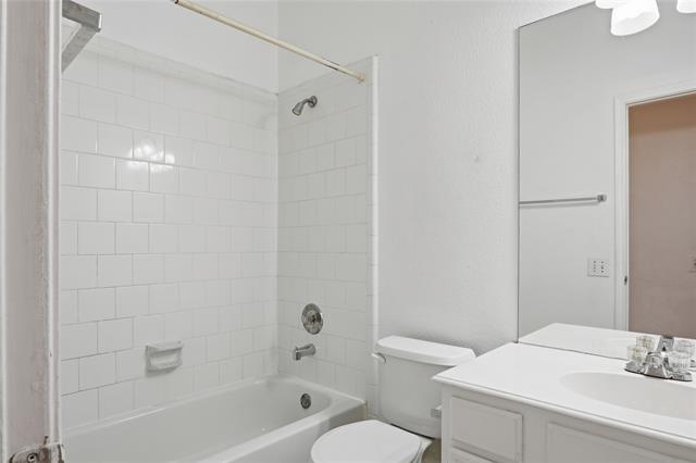 Photo - 6609 Candlecreek Ln