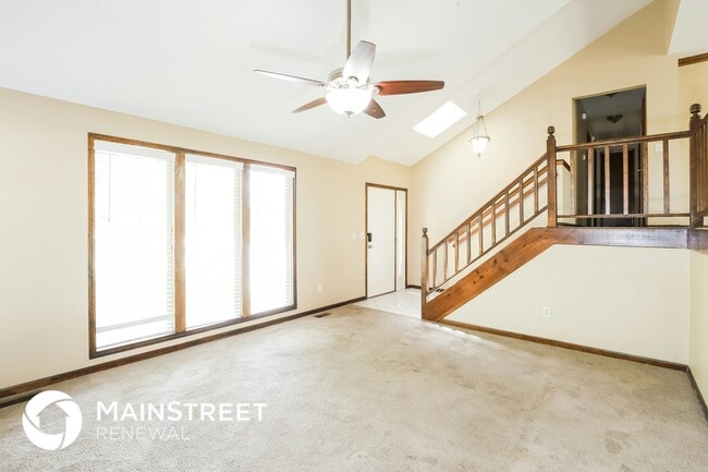 Photo - 5804 NW Klamm Dr