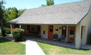 Lakewind Apartments - Lakewind Apartments