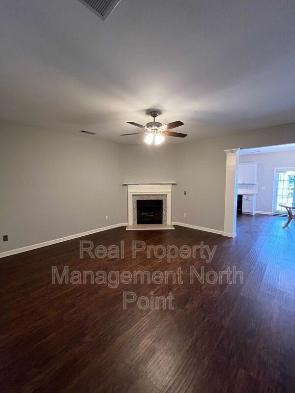 Photo - 2048 Lakeshore Overlook Dr