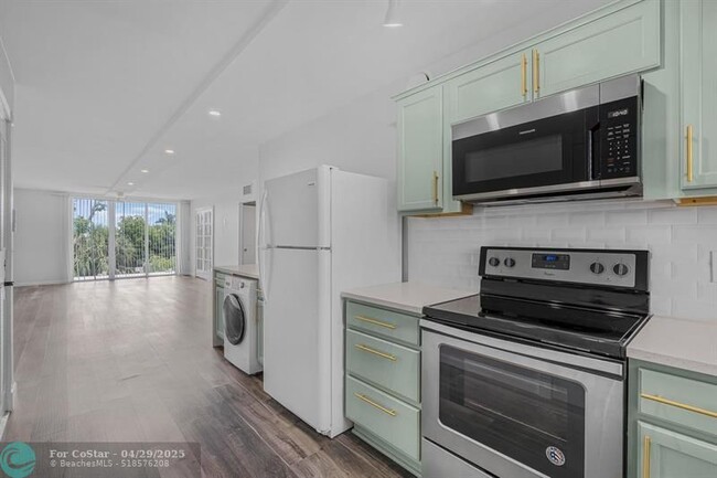 Photo - 1410 S Federal Hwy Condo Unit 305