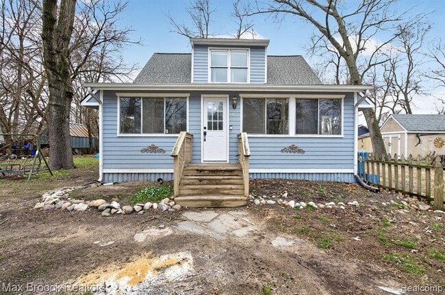 Building Photo - 9024 Mandon Rd