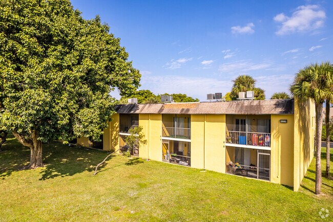 Photo - Meadows on the Green