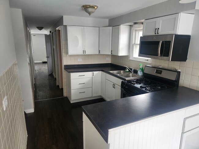 Photo - 11832 S Loomis St